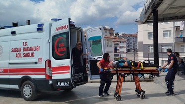 Engelli Aracına Çarpan Otomobilde Kaza