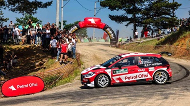 Kerem Kazaz, Yeşil Bursa Rallisi'ni Kazandı