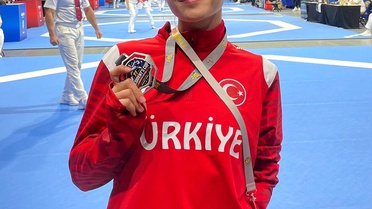 Zehra Orhan, Dünya Kupası'nda Gümüş Madalya Kazandı