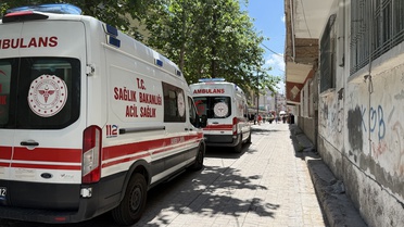 Diyarbakır'da Yangın: 2 Kişi Dumandan Etkilendi