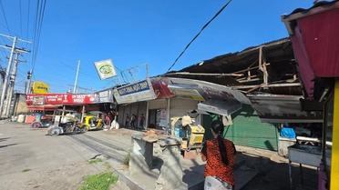 Filipinler'de 7.8 Büyüklüğünde Deprem