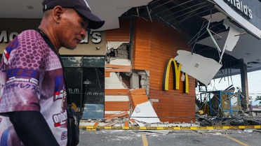 Filipinler'de 7,8 Büyüklüğünde Deprem