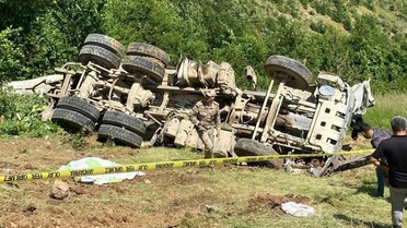 Beton mikseri uçuruma yuvarlandı! 2 kişi hayatını kaybetti