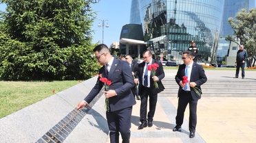 Kars Barosu'ndan Bakü'de hukuk diplomasisi