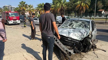 Serik'te Otomobil Kazası: 1 Yaralı