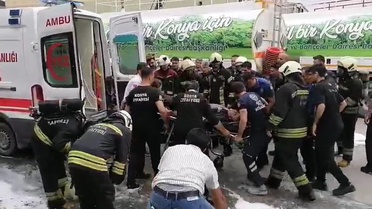 Konya'da Fabrika Yangını: 1 İtfaiye Eri Yaralandı