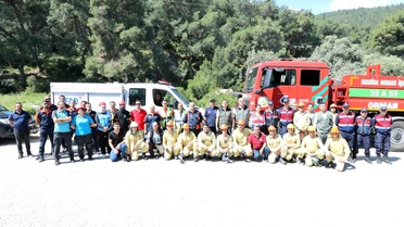 Manisa'da 5 ilçede eş zamanlı orman yangını tatbikatı gerçekleştirildi