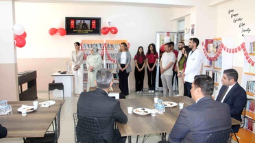 Şehit Polis Anısına Kütüphane Açıldı