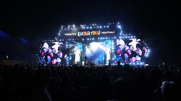 Resul Dindar, Trabzon Festivali'nde Coşturdu