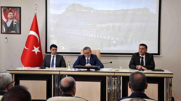 Vali Polat'tan kurumlara net mesaj: 'Bahane değil, sonuç istiyorum!'