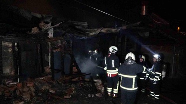 Kastamonu'da Ahşap Evde Yangın