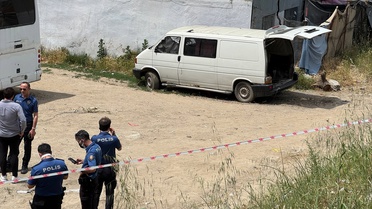 Bağcılar’da panelvanda ölü bulundu