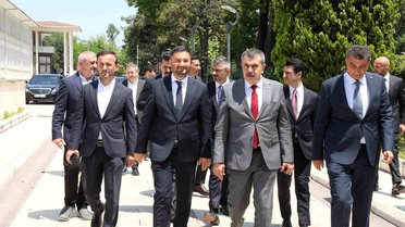 Bakan Tekin'den Kağıthane Belediyesi'ne ziyaret