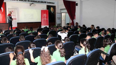 Öğrencilere Süt Tüketiminin Önemi Anlatıldı