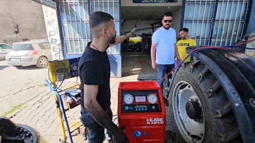 Erciş'te Klima Servislerine Yoğun Talep