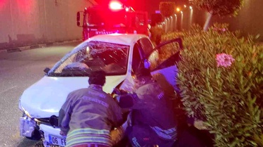 İskenderun'da Trafik Kazası: Sürücü Yaralandı