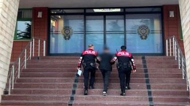 Hırsızlık Suçundan Aranan Hükümlü Yakalandı