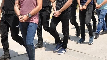 İzmir’de FETÖ operasyonu: 78 gözaltı kararı