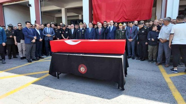 Konya'da mobilya fabrikası yangınında itfaiye eri şehit oldu