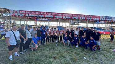 Muğla'nın güreşçileri Manisa'da 6 madalya ile döndü