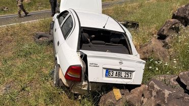 Şanlıurfa'da Otomobil Devrildi: Sürücü Yaralı