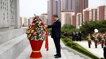 Xi Jinping ve Kim Jong-un'dan Dostluk Vurgusu