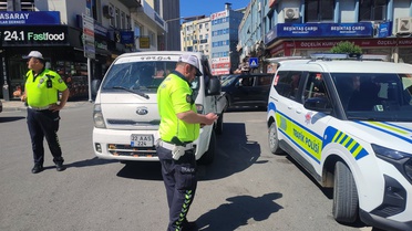 Kasksız Motosiklet Sürücüsüne Ceza