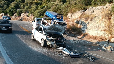 Demre'de Kaza: 2 Sürücü Yaralandı