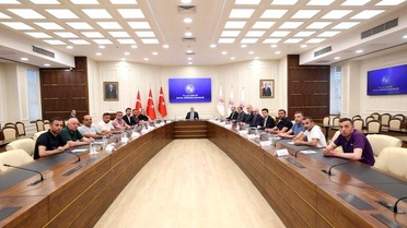 Bakan Işıkhan, Madencilerle Görüştü