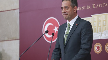 CHP'de kurultay çağrısı: 'Sarayın oyununa alet olmayın'