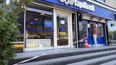 Esenyurt'ta Bankaya Silahlı Saldırı