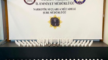 Samsun'da Narkotik Operasyonu: 11 Bin 650 Sentetik Ecza Ele Geçirildi