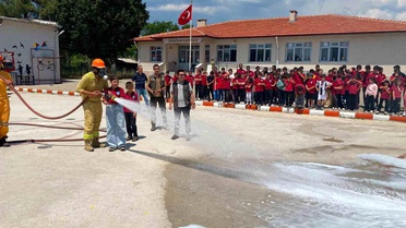 Muğla'da Çocuklara Orman Yangını Eğitimi