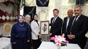 Orta'da yıl sonu sergisi açıldı