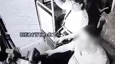 Alanya'da gazi eşine otobüste rencide iddiası