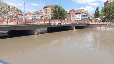 Yeşilırmak Nehri'nde Tahkimatlar Kaldırılıyor