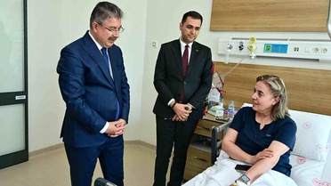 Vali Yılmaz'dan Şehit Kardeşine Hastane Ziyareti