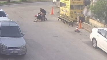 Yolda yürürken hiç olmayacak şey başına geldi