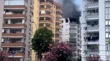 Adana'da Yangın, Köpek Kurtarıldı