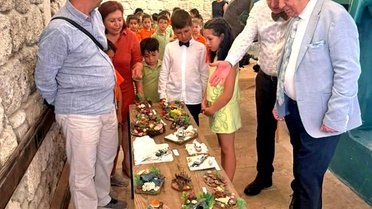 Geri dönüşümle sanat: Öğrenciler atıklardan eser üretti