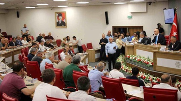 Aydın'da 1,5 milyarlık yol hamlesi meclisten oy birliğiyle geçti