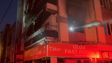 Bursa'da Ev Yangını: 5 Kişi Hastaneye Kaldırıldı