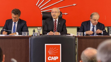 Kılıçdaroğlu geri adım atmadı! PM istifaların gölgesinde toplandı
