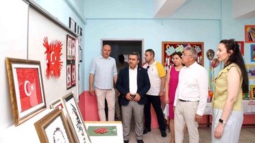 Köşklü öğrenciler eserlerini sergiledi