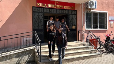 Kula'da Uyuşturucu Operasyonu: 3.688 İçimlik Bonzai Ele Geçirildi
