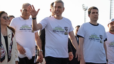 Sağlık Bakanı'ndan 'Hareket Yaşını Öğren' kampanyası