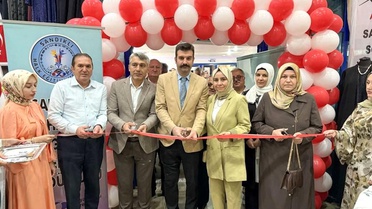 Sandıklı'da 'Hayat boyu öğrenme' sergisi açıldı
