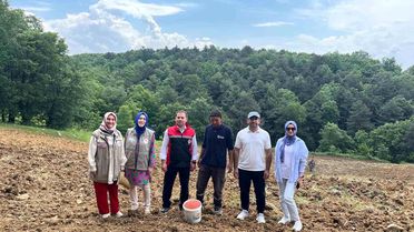 Orhaneli'de Tohum Dağıtımı Başladı