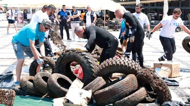 Yeni Foça'da denizden çıkanlar şaşırttı