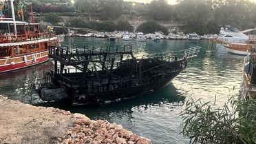 Silifke'de Tekne Yangını Paniği